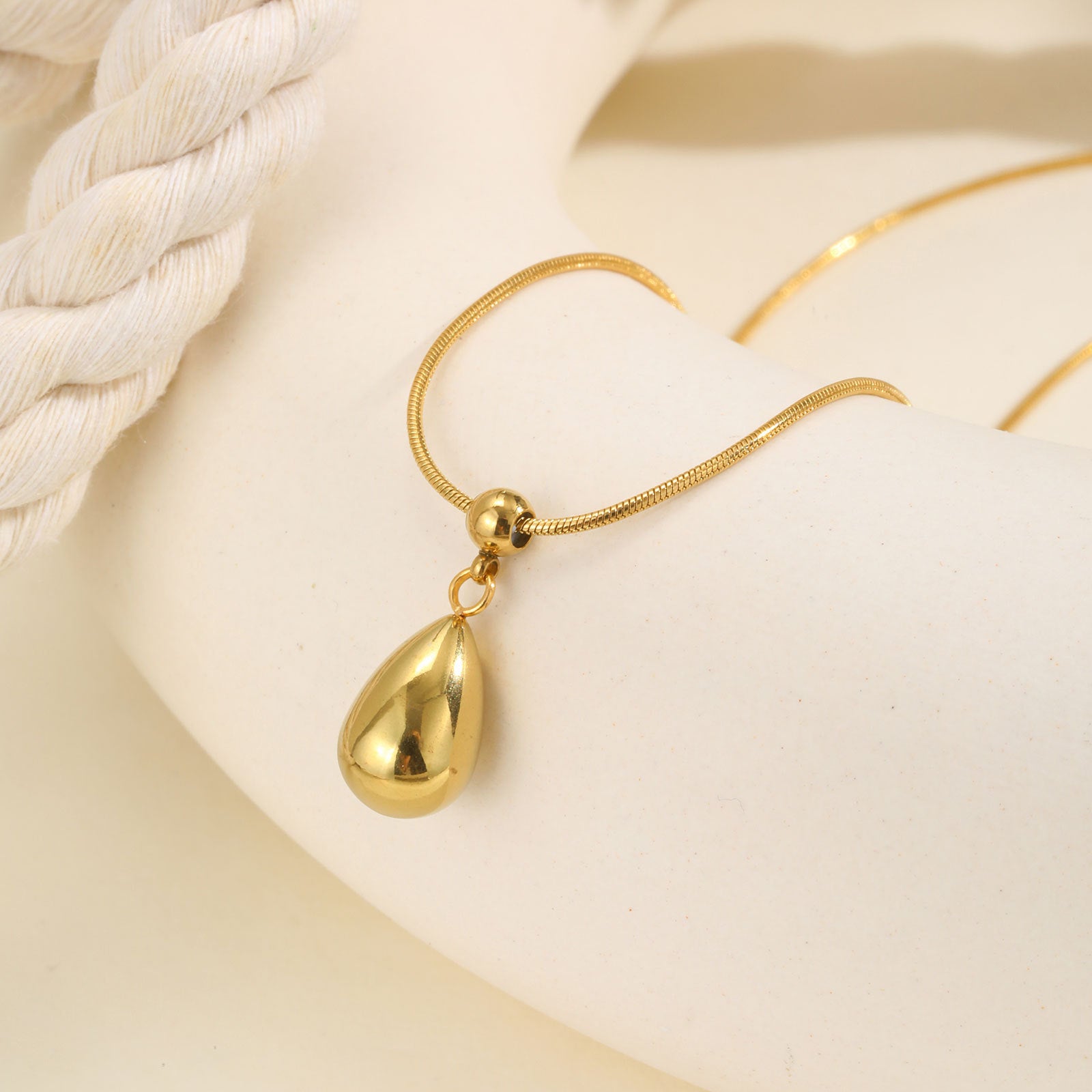 Simple Water Drop Pendant Stainless Steel Necklace