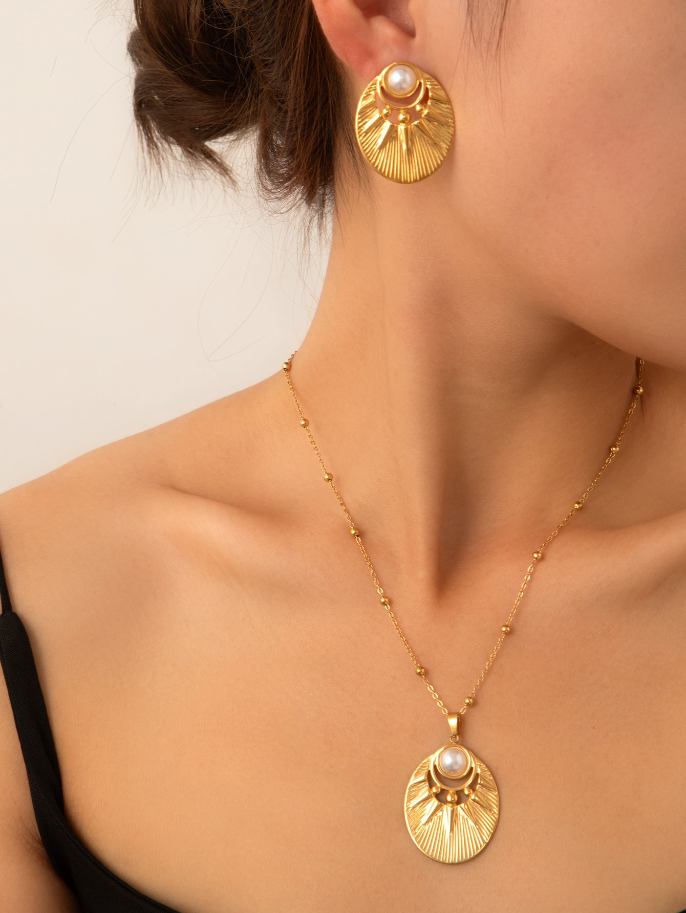 Titanium Steel Water Drop Necklace and Earrings