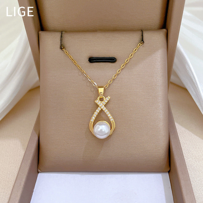 Elegant Pearl Necklace and Earrings Set