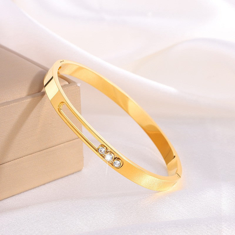 Fashion Diamond-Encrusted Titanium Steel Bracelet