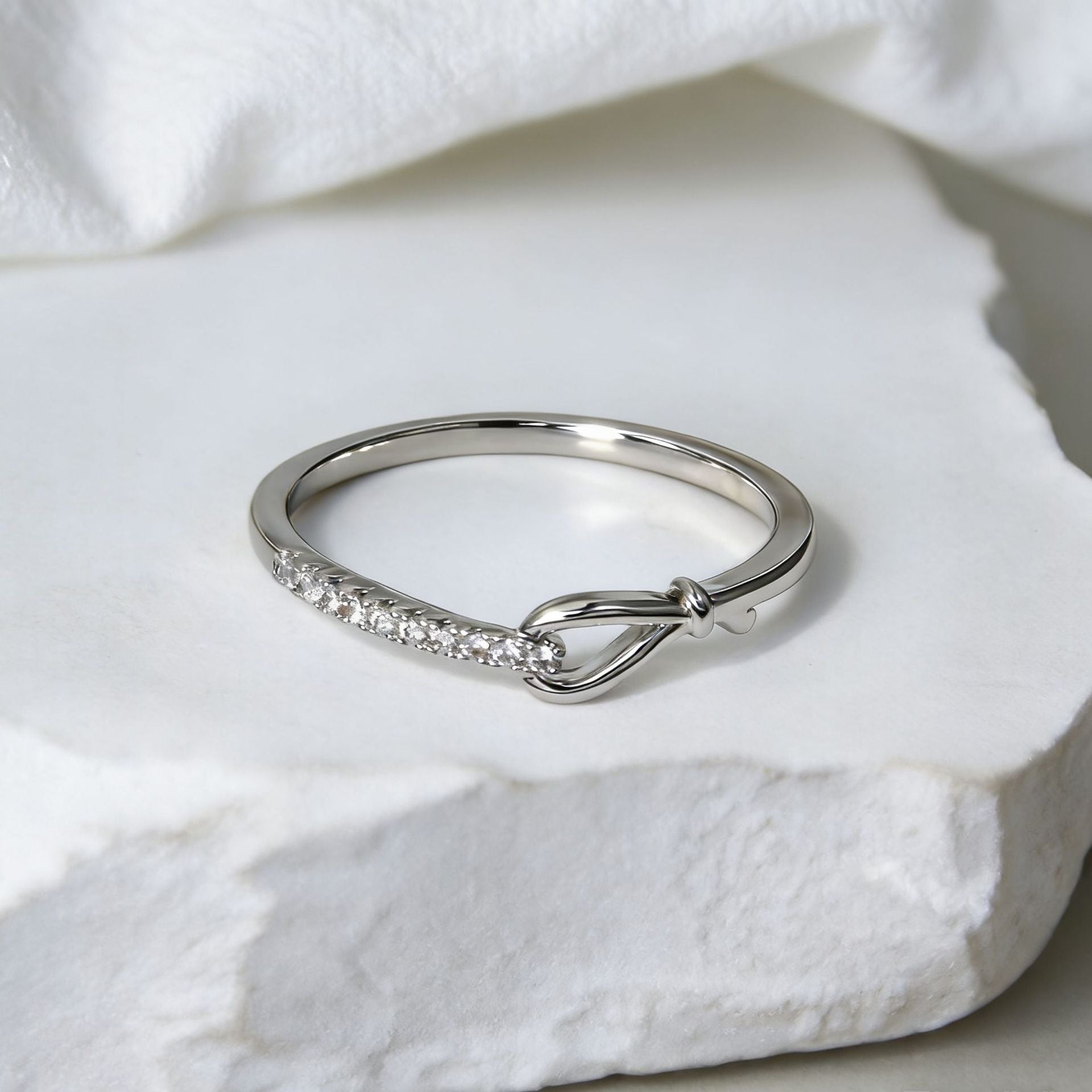Light Luxury Fashion Rope Knot Ring for Women