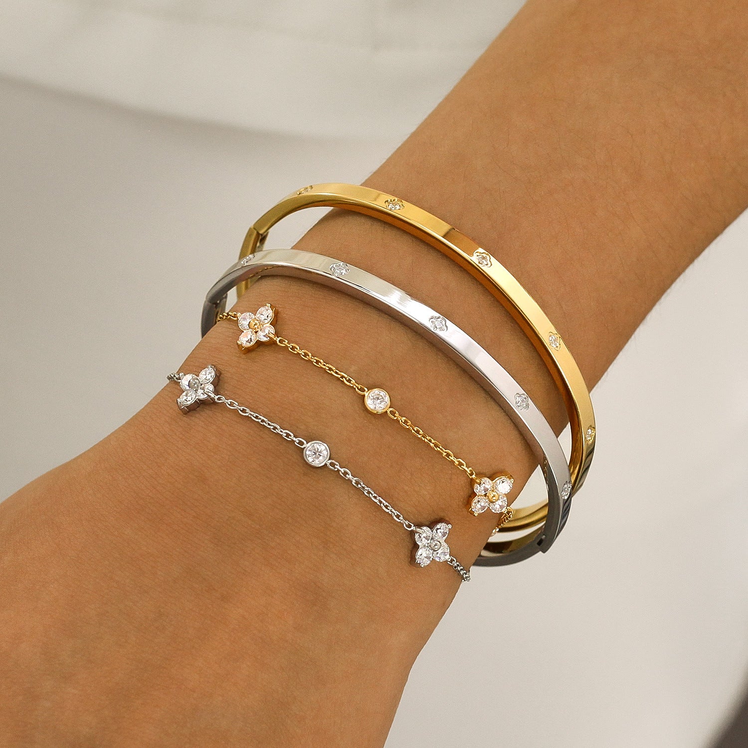 niche minimalist bracelet
