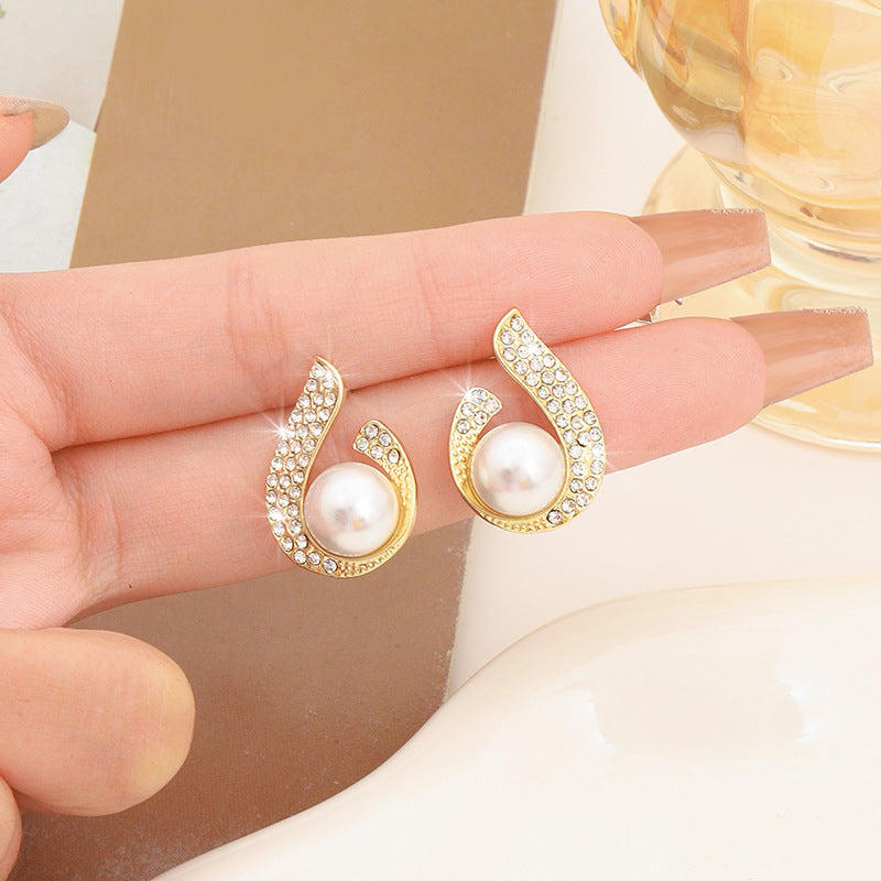 Pearl Drop Circle Earrings