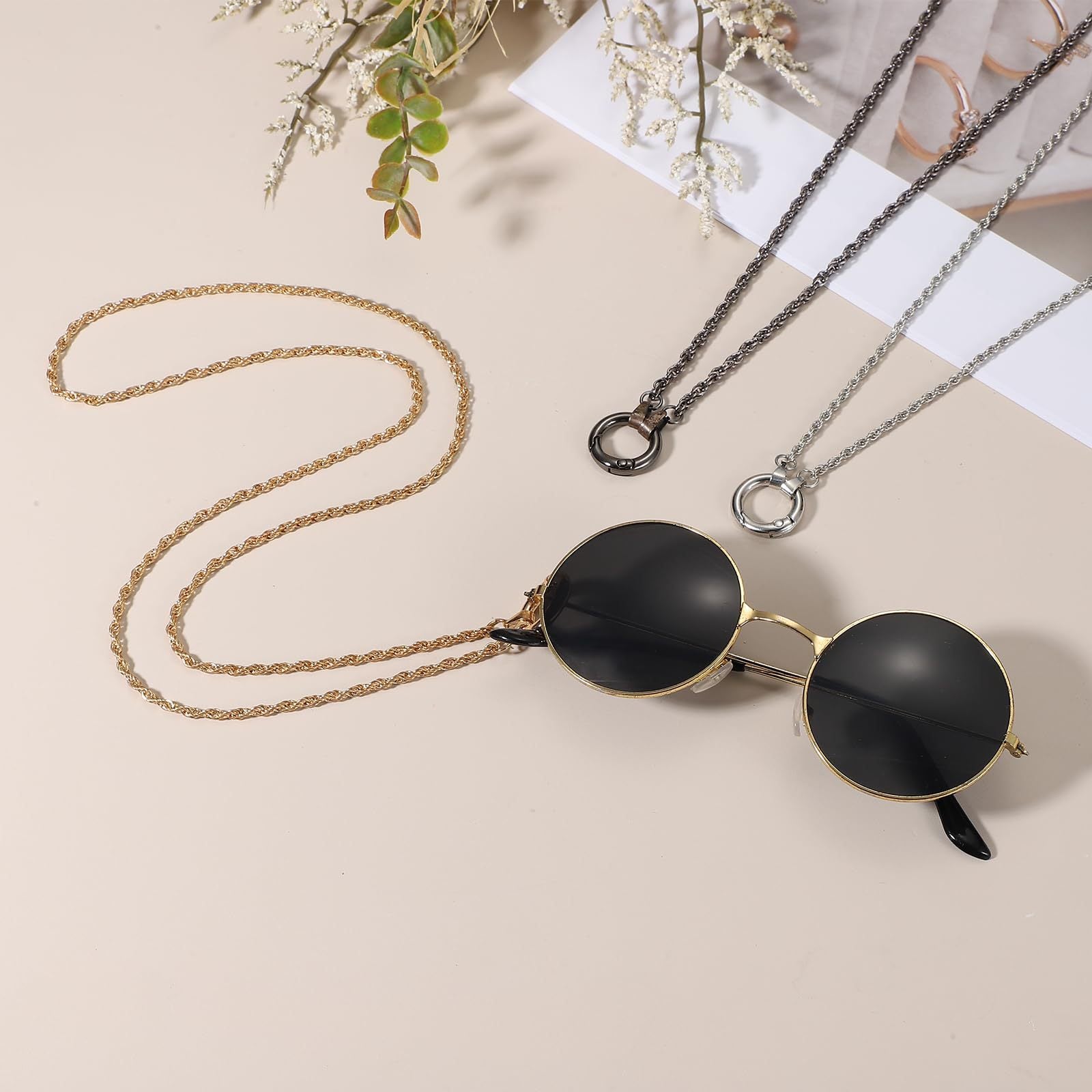 Hinged-ring pendant necklace