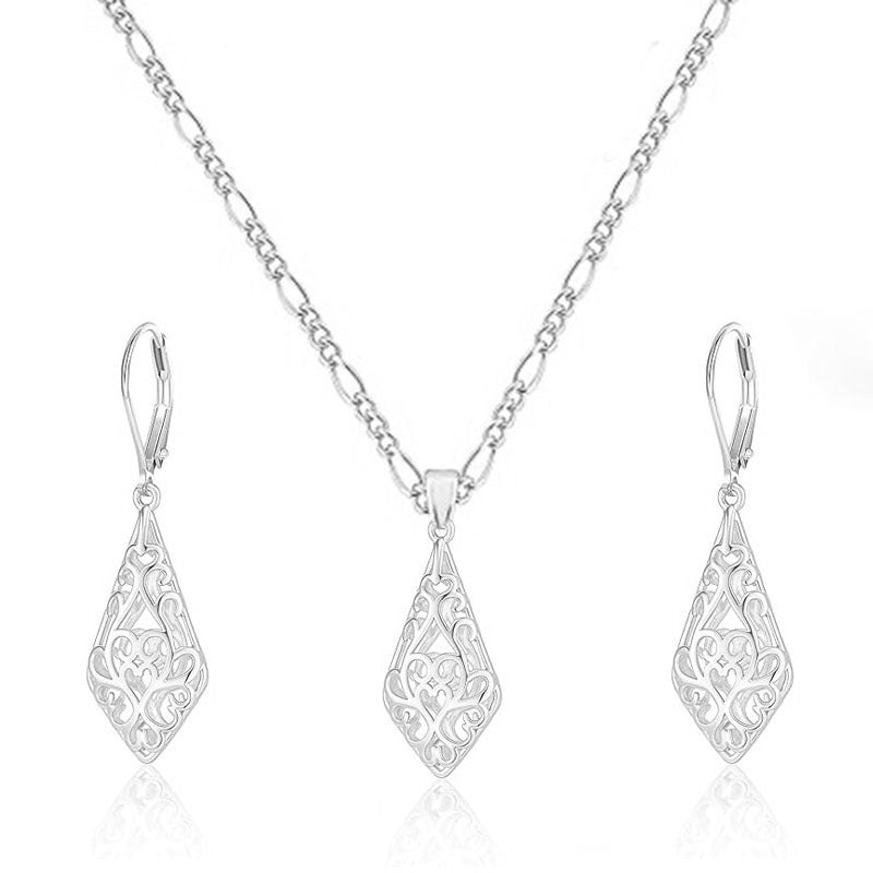 Fashion Pendant Clavicle Necklace for Women