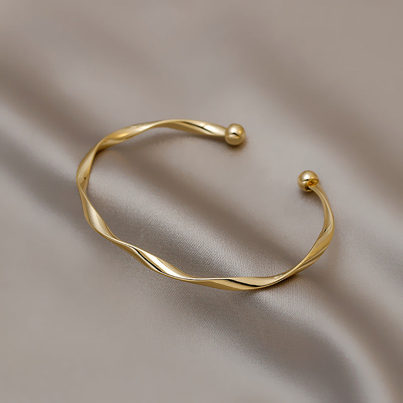 Twisted Minimalist Adjustable Crystal Bracelet