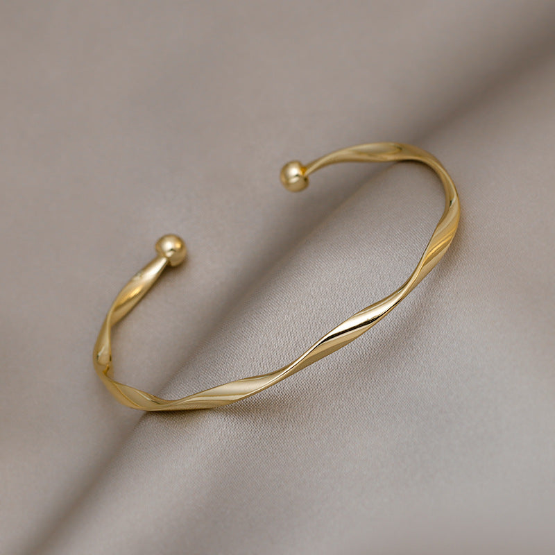 Twisted Minimalist Adjustable Crystal Bracelet